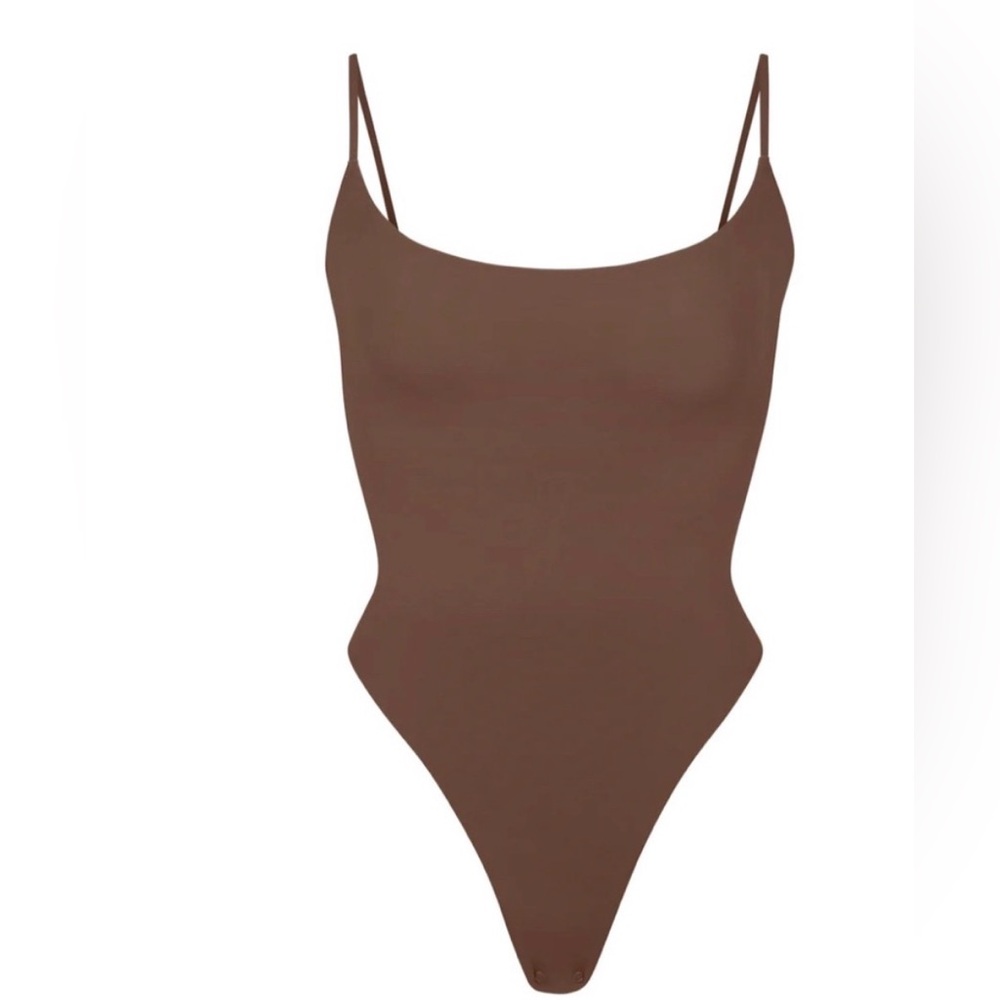 Skims fits everyone camo bodysuit light brown size medium